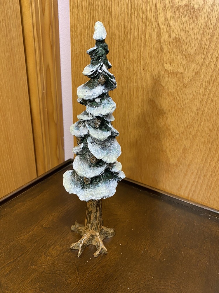DEPT 56 VILLAGE POLE PINE TREE 10.5" #55298