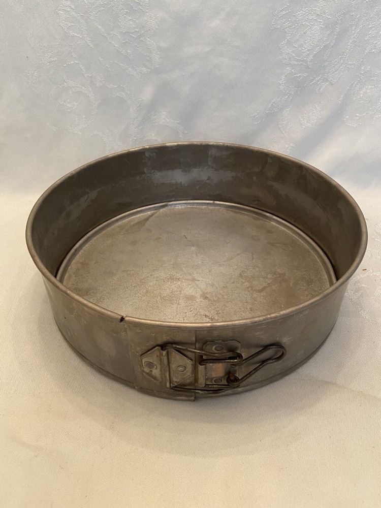 Vintage No Name  Aluminum 10" SPRINGFORM Flat Insert 2 7/8" Deep