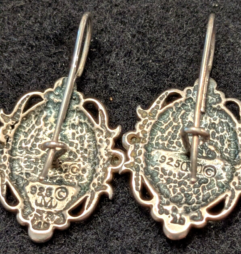 VTG Native American earrings Dangle ?Gilbert Morgan? Mark - Multicolor