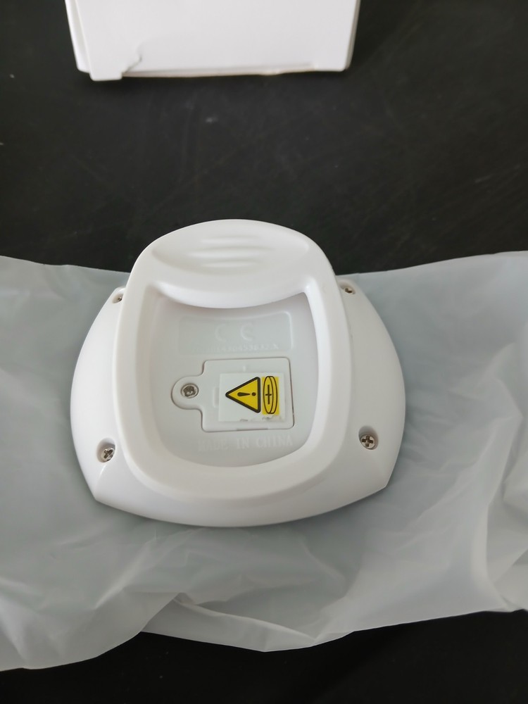 Simple Step Counter Walking Exercise Pedometer with Clip in White/Black
