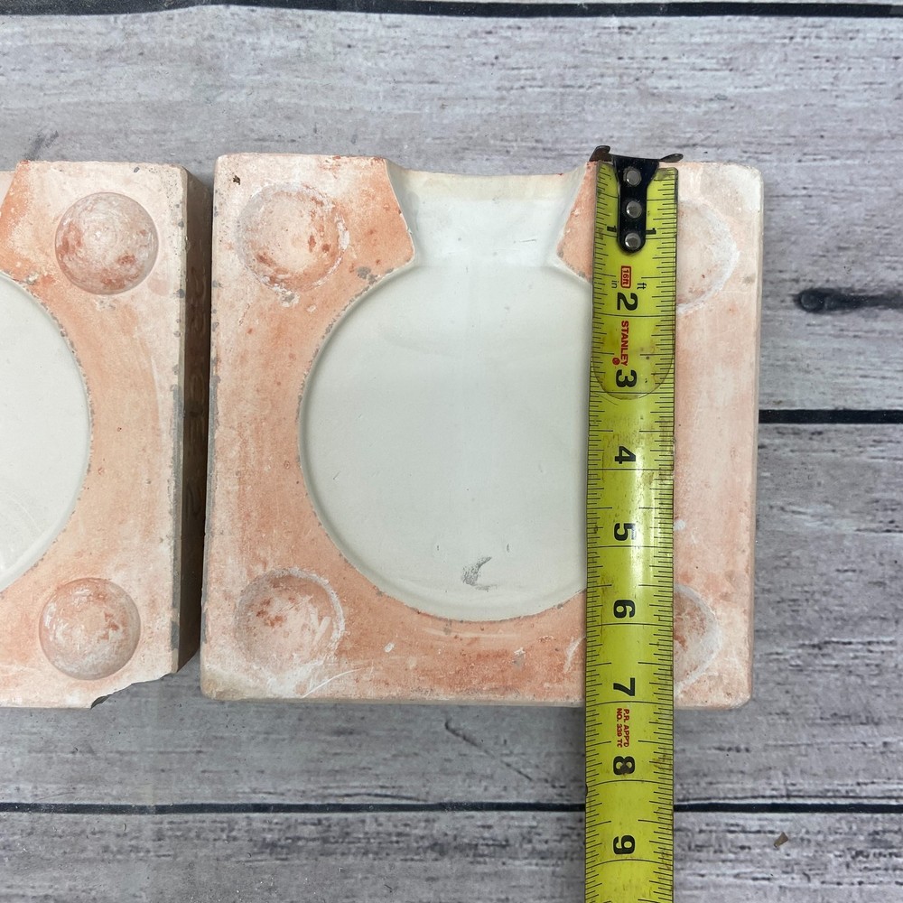 Vintage Unbranded Ceramic Casting Mold Ashtray Round Plack