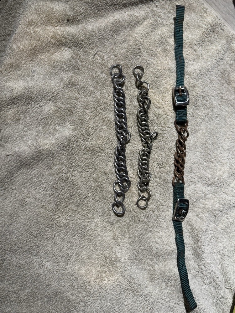 Three Curb Chain lot