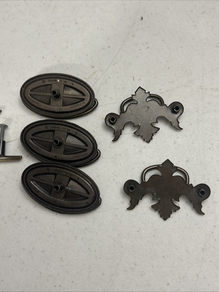 Misc Lot Of Amerock Drawer Pulls