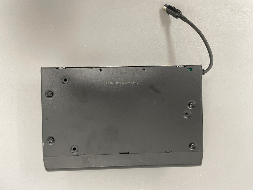Audi CD changer 1997 A4 8D9035111 used
