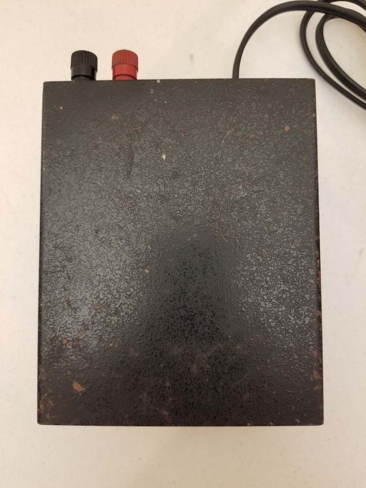 Thomson-CSF NPC Electronics Model 102 Solid State Power Supply 12 Volt DC 4 Amps