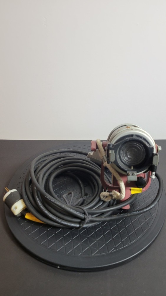 Mole Richardson Type 3101 Molequartz InBetweenie Solarspot Tested