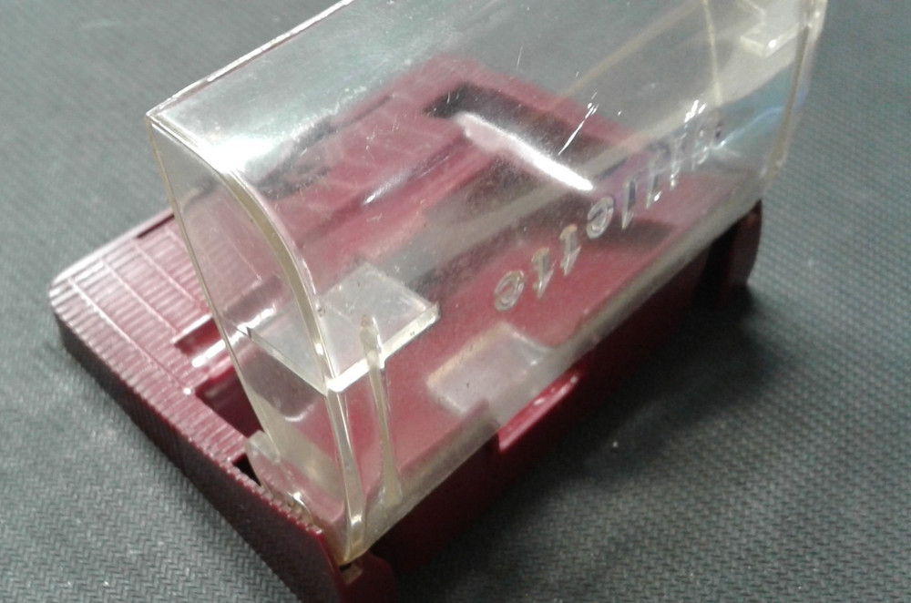 Gillette Red Tip Razor, B 4 Date Code, nice