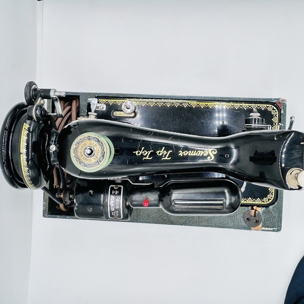 Sewmor Sewing Machine Model 303 Featherlight Portable + Case (Not working?)