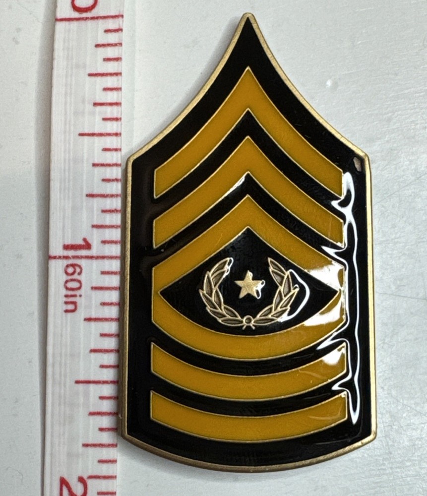 Challenge Coin US Army Field Artillery / Presented By Command Sergeant Major USA