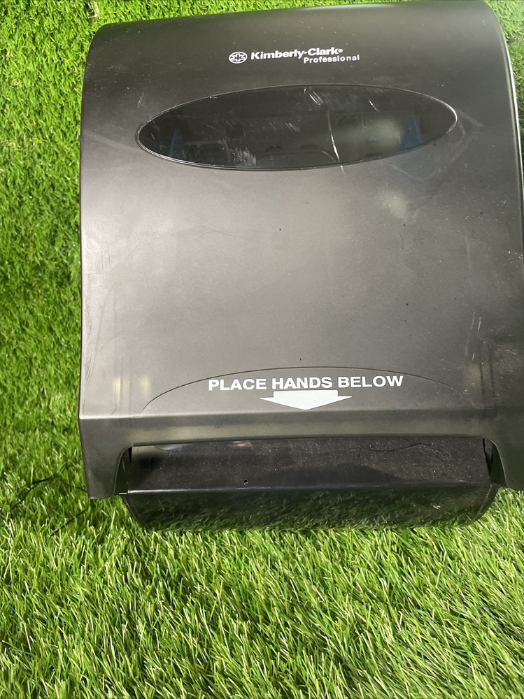 kimberly clark paper towel dispenser
