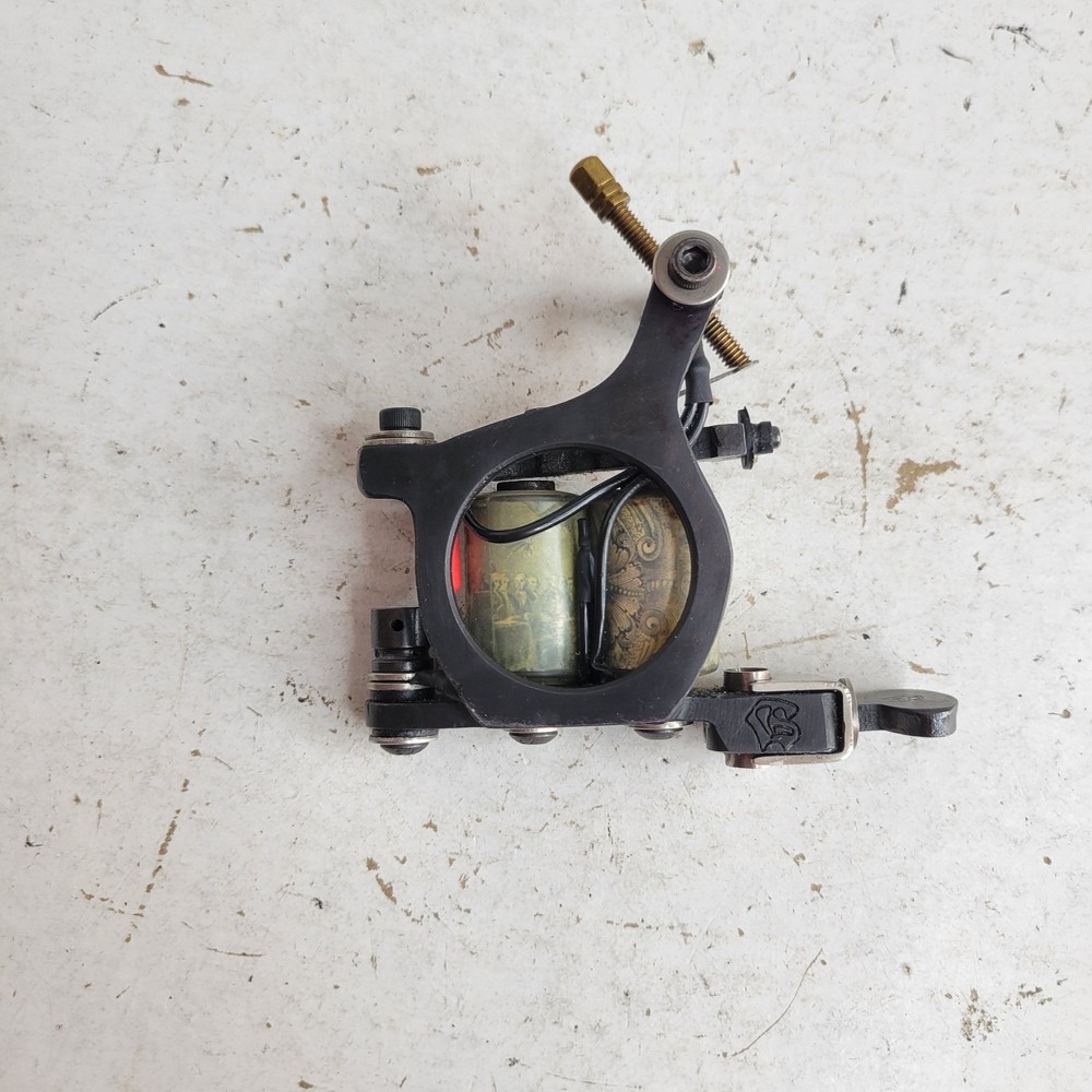 Black Coil Tattoo Machine Shader