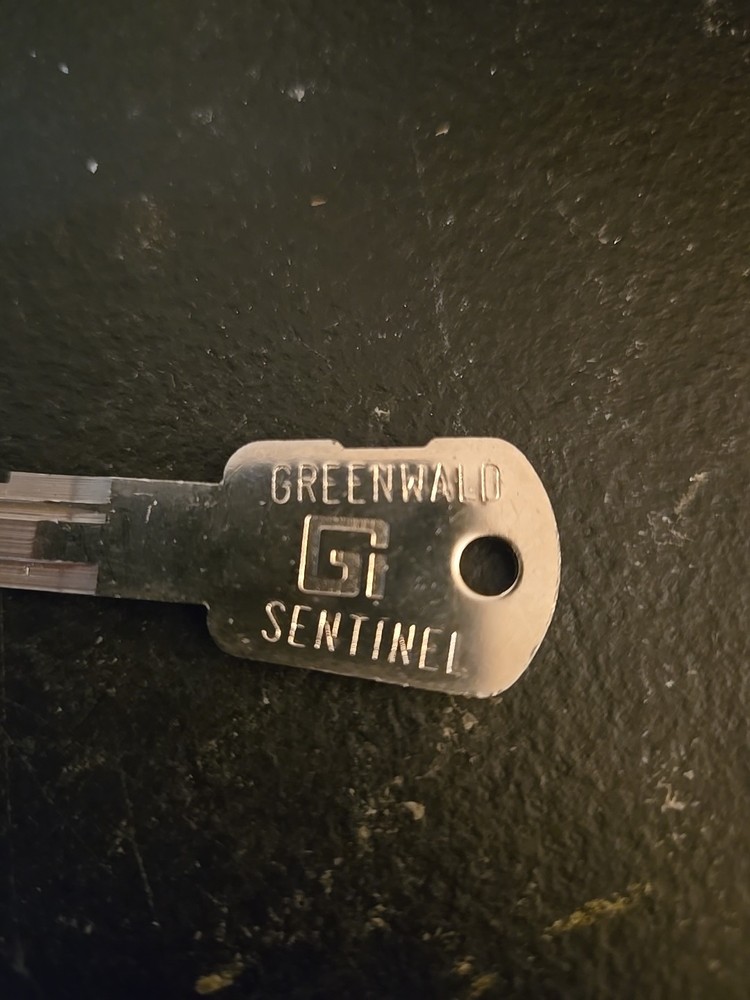 GREENWALD SENTINEL KEY CODED G1688 (3D5)
