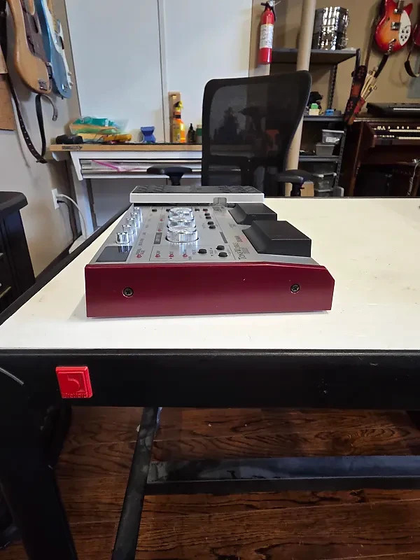 Korg Toneworks AX10B Multi Effects Pedal