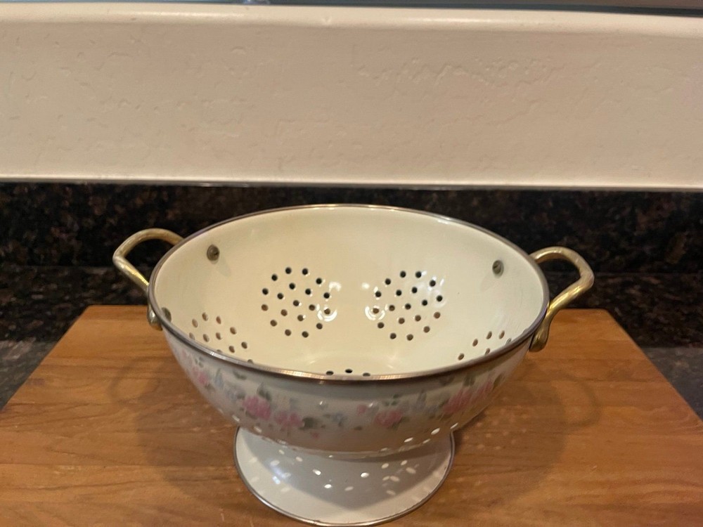 Vintage Pfaltzgraff TEA ROSE Footed Colander