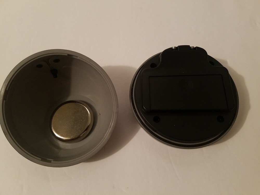 Brookstone Grill Alert Bluetooth Connected Thermometer App Controlled. Unit Only