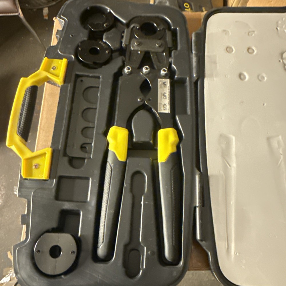 Apollo Multi Head PEX Crimp Tool Kit MISSING 1 INCH READ DESCRIPT