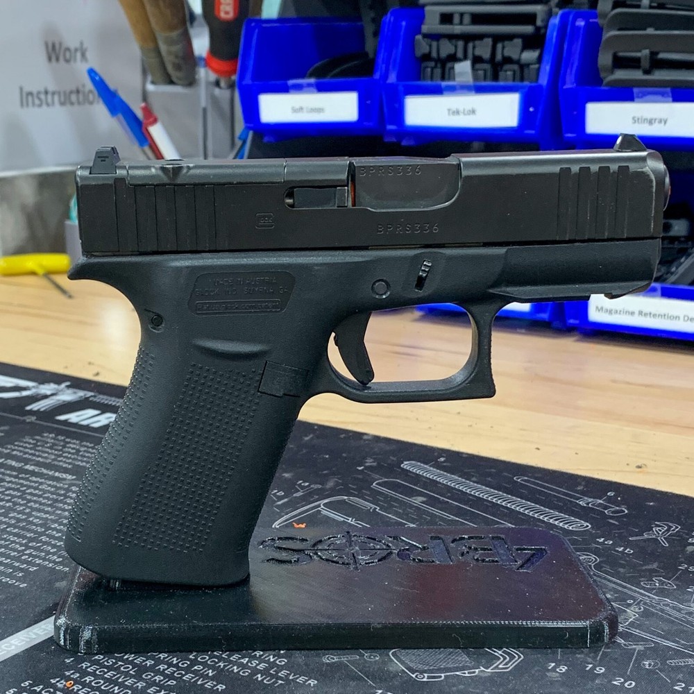 4Bros Subcompact Pistol Stand