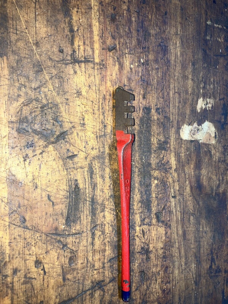 Vintage Red Devil Glass Cutter