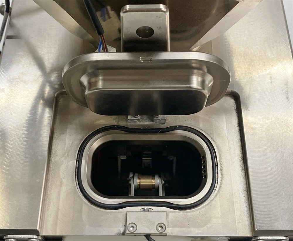 Bruker Agena Bioscience MT9 Spectrometer Inner Laser Lift Component