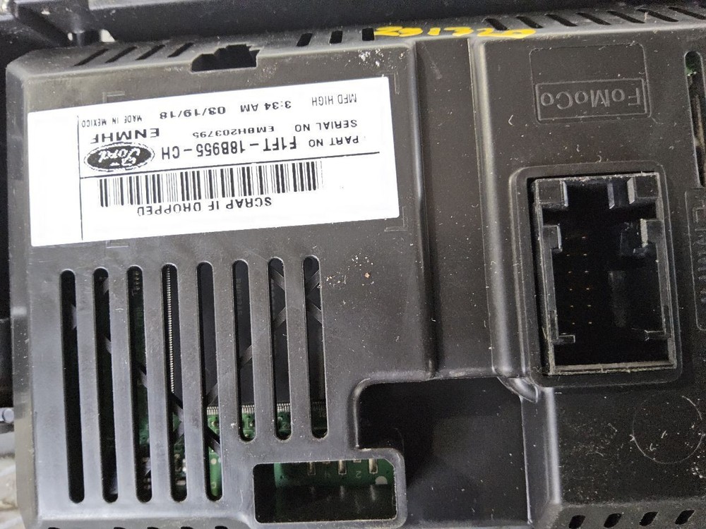 2015-2018 Ford Focus Front 4.2" Display Screen