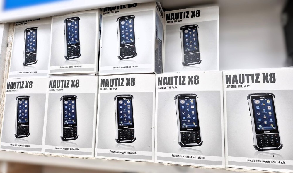 NAUTIZ X8