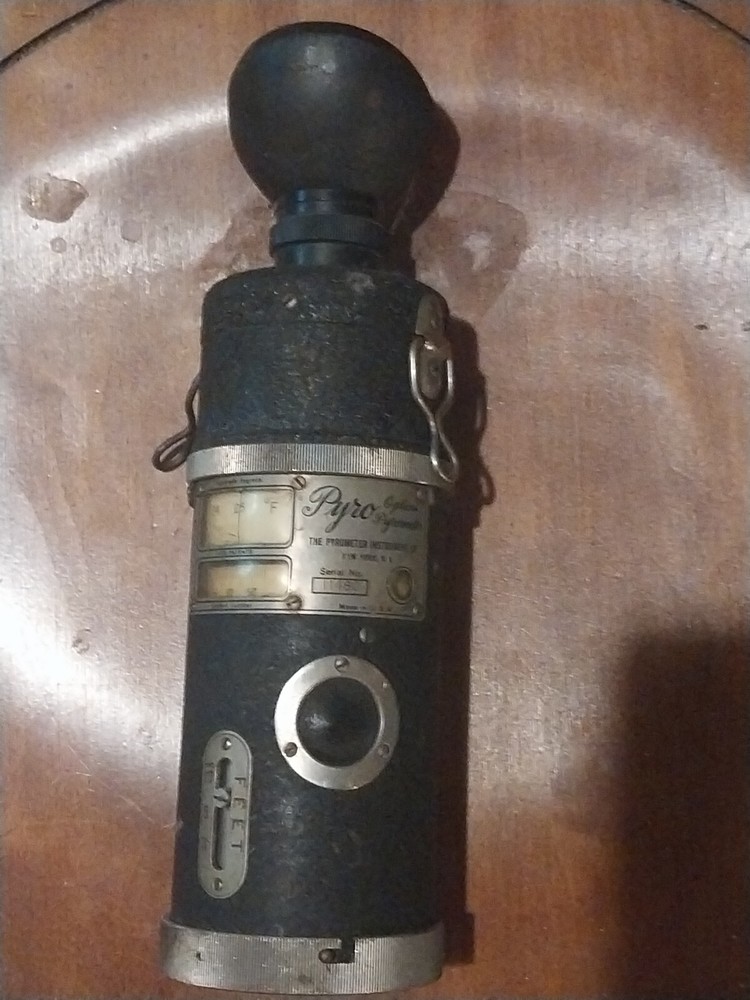 PYRO Optical Pyrometer Instrument Co New York Temperature Sensor 60.5