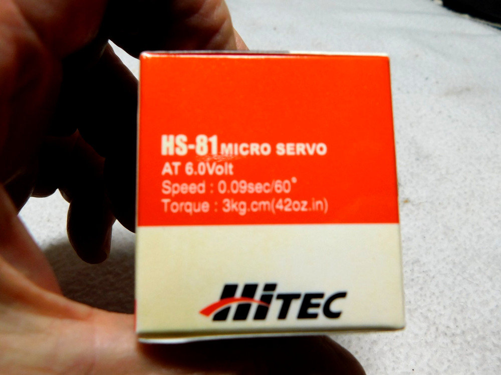 NOS Hitec Servo HS-81 Micro in Box