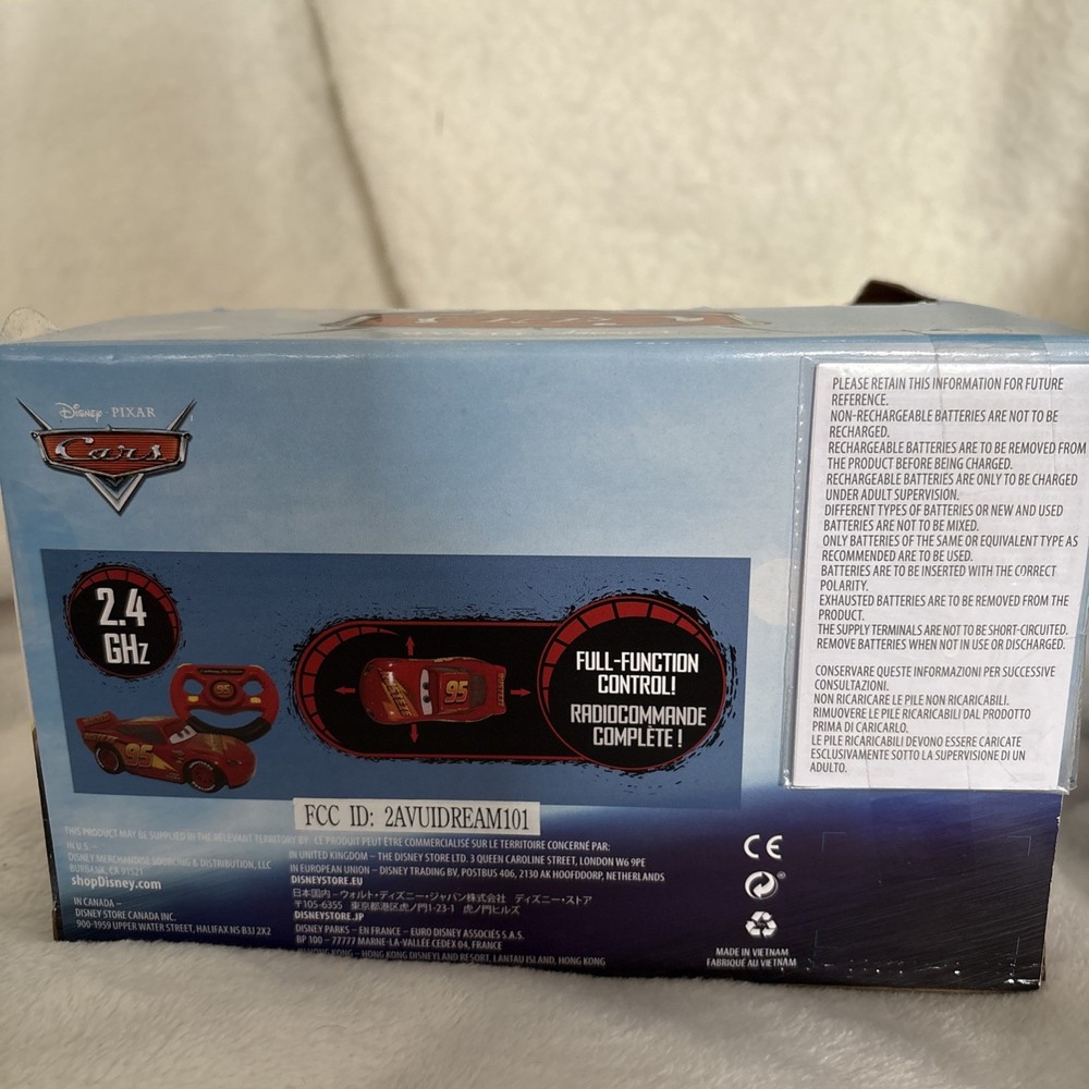 Disney Pixar Cars Lightning McQueen 6" RC Full Function Remote Control Car