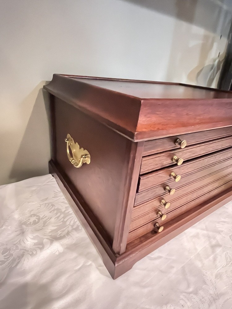 Mahogany Solid Wood Tabletop Chest 6 Drawers Velvet Green Lined Brass Knobs