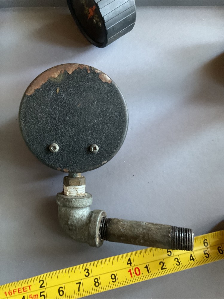 3 Vintage Pressure Gauge,