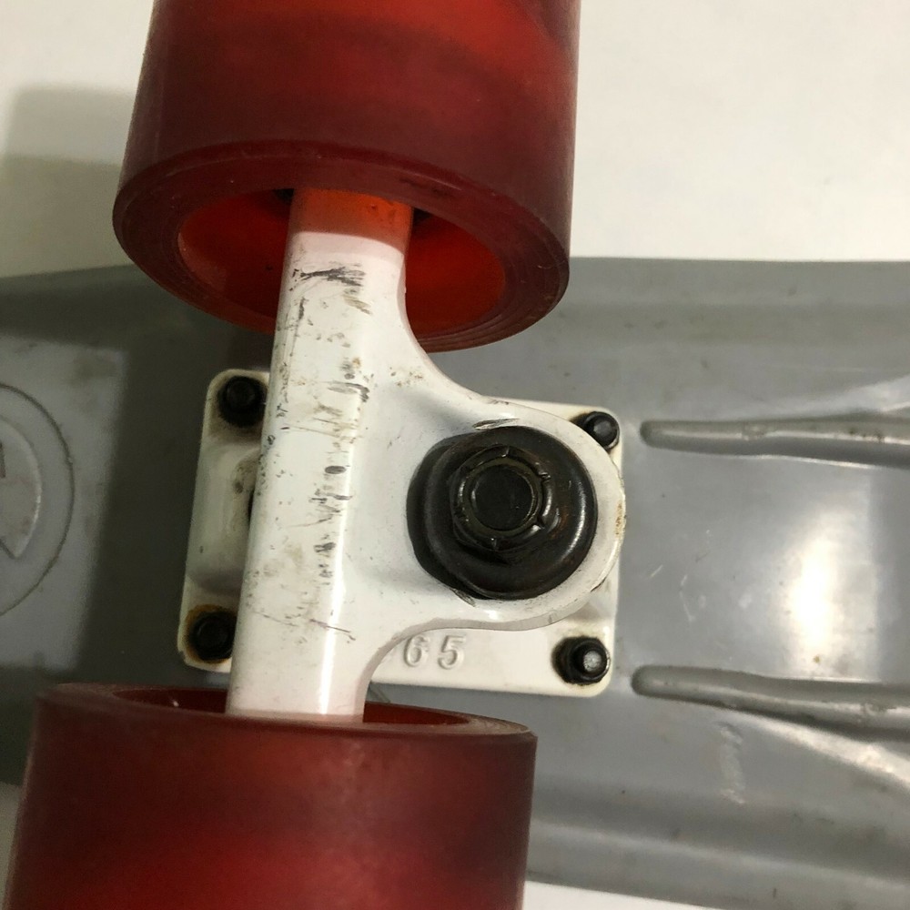 Kryptonics Torpedo skateboard 1965 Red Wheels Gray Board
