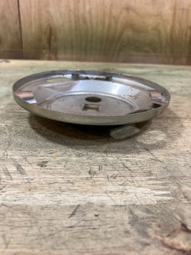 Coleman 295 Lantern - Globe Rest