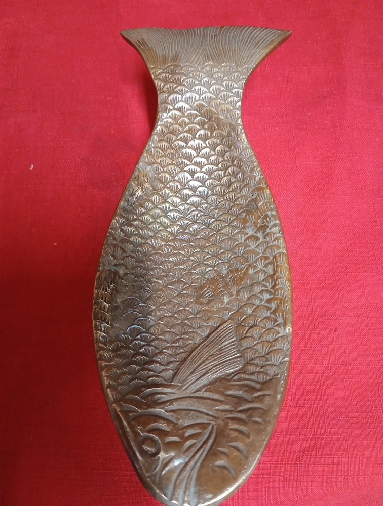 Vintage Solid Brass Fish Tray 9"