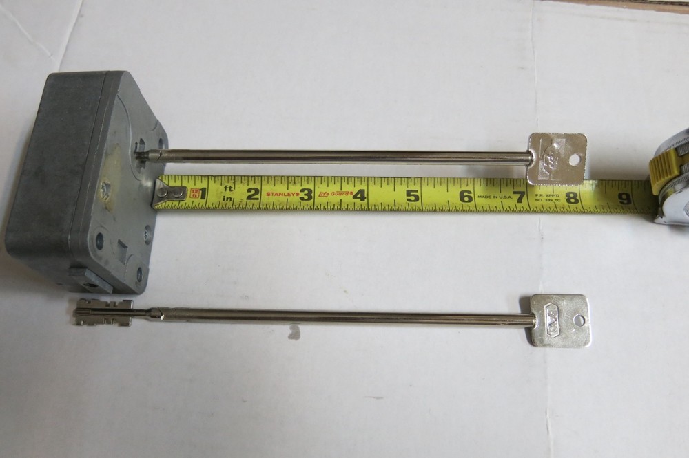 Sargent & Greenleaf Safe Key lock with Keys