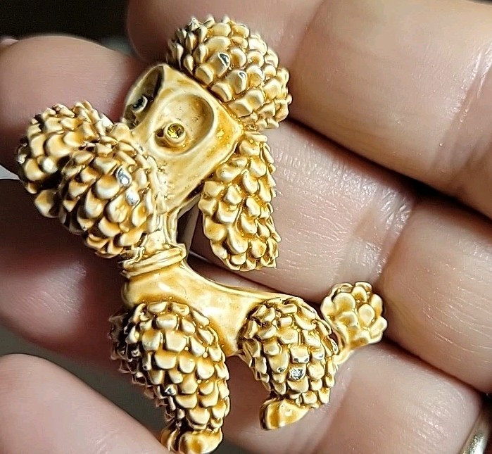 Texured Dog Brooch  Tan Color  Missing One Stone