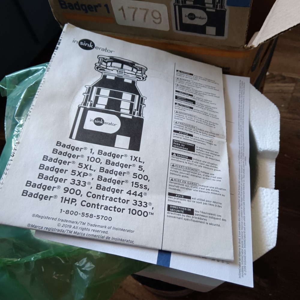 InSinkErator Badger 100 Standard Series 1/3 HP Continuous Feed Garbage Disposal