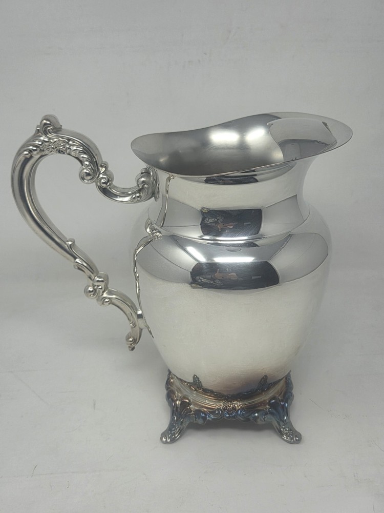Oneida Du Maurier Silverplate Beverage Pitcher