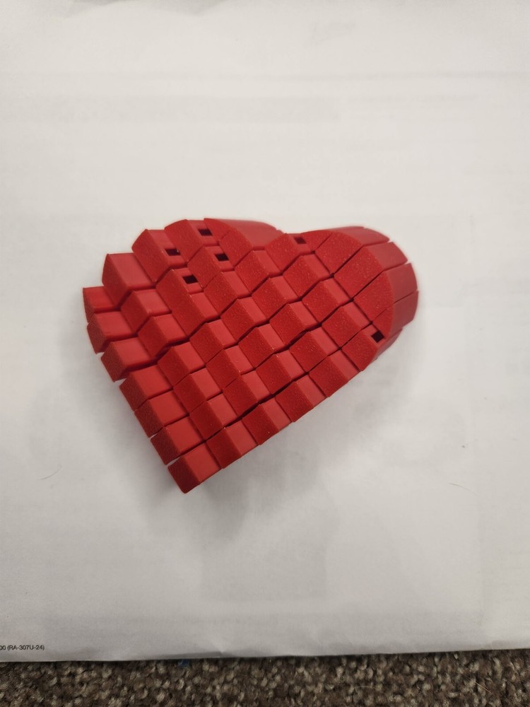 3d printed fidget pixel heart