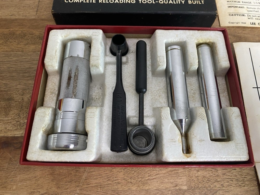 Lee Loader Complete Reloading Tool, 16 Gauge, 2-3/4 Shells, Hartford, Wis.