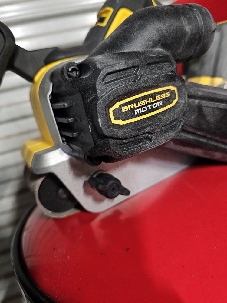 Dewalt Brushless Cordless 20 Volt Xr Belt Samder