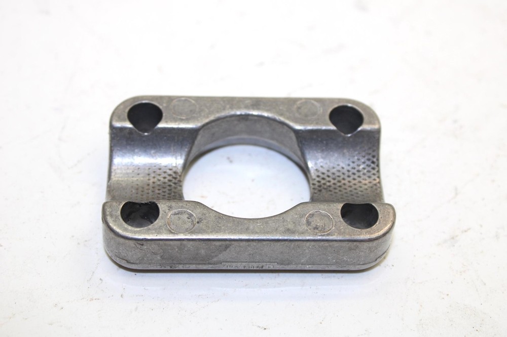 Ski-doo Oem Handlebar Mount 277000142 Q4343