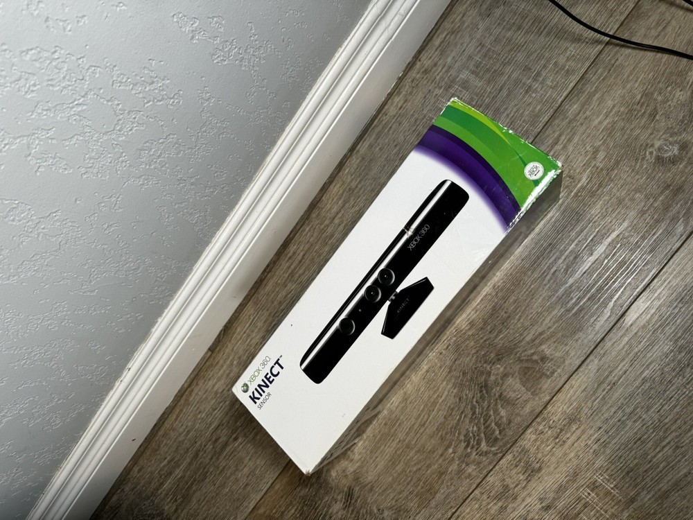 Official Microsoft Xbox 360 Kinect Motion Sensor Bar - TESTED WORKING w/o Game