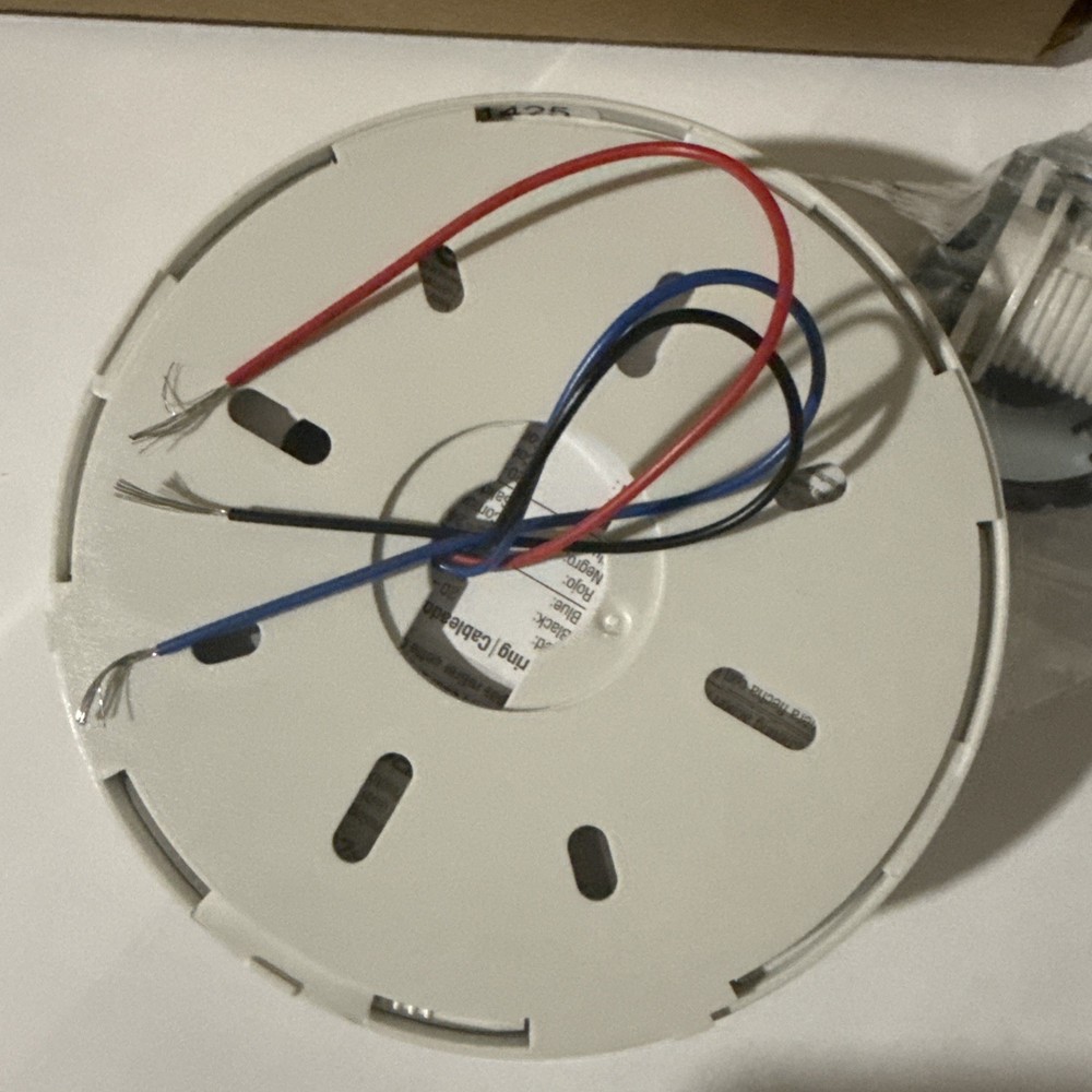 Lutron Dual Technology Ceiling Mount Sensor LOS-CDT-2000-WH