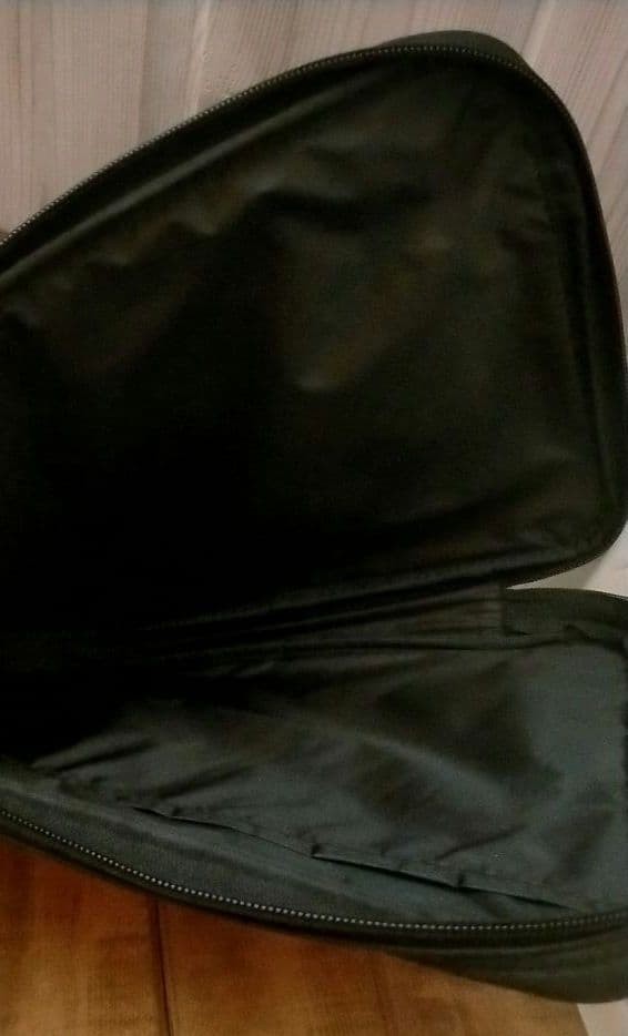 Butterfly SA01 Table Tennis Racket with Soft Case Lightly Used