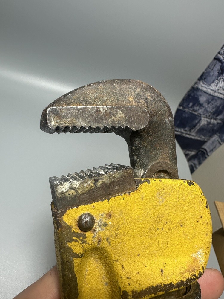 Workforce Pipe wrench 14" Black / Yellow