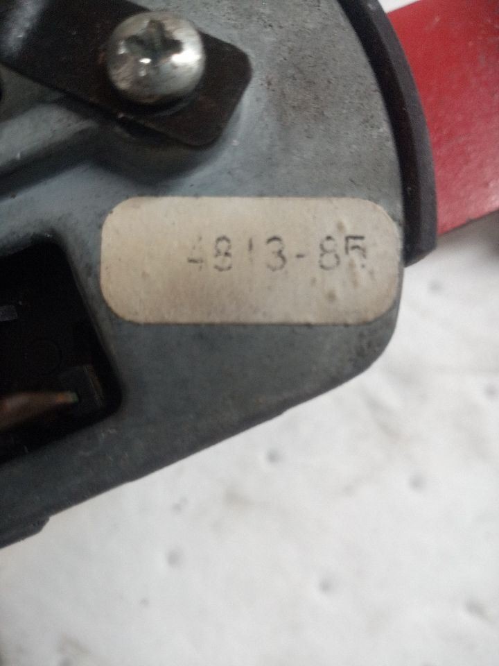 4813-85 Freightliner Century Column Turn Switch (11330132