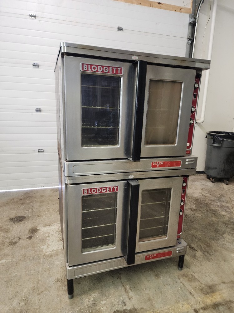 Blodgett Mark V-III Double Stack Oven w/ Solid State Thermostat, 3ph - Clean!