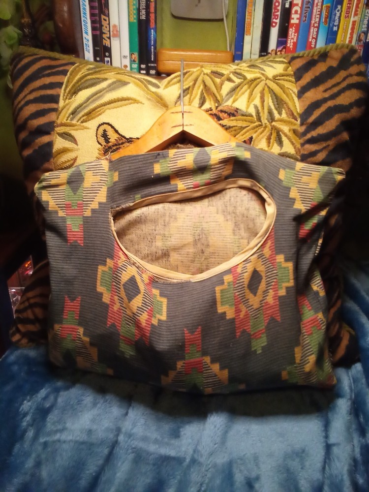 Vintage cloths pins bag