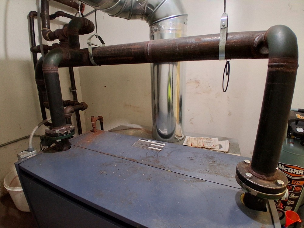 382k BTU (11.5 HP) steam boiler - Weil McLain - lightly used (new in 2022)