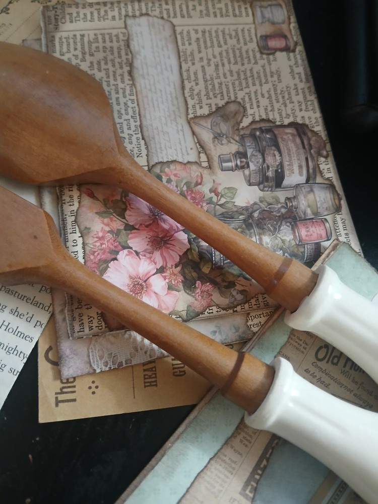 Vintage Lefton Americana Rose Serving Fork And Spoon Set